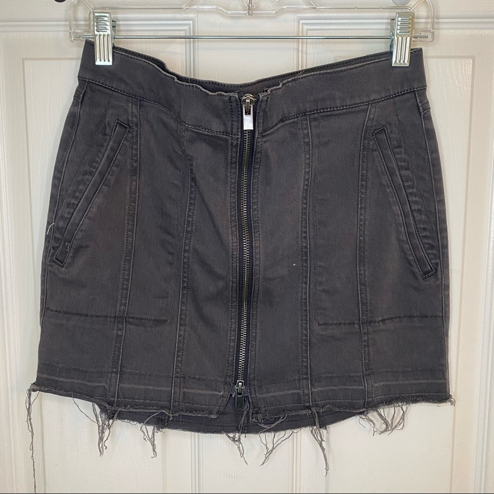 Express mini skirt